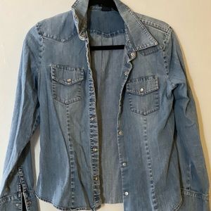 Gap Women’s Denim shirt